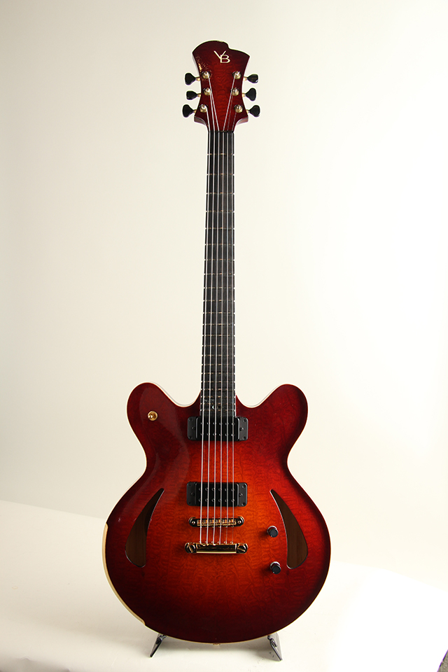 Victor Baker Guitars Model 35 Chambered Semi-hollow Quilted Mahogany veneer face ヴィクター ベイカー サブ画像1