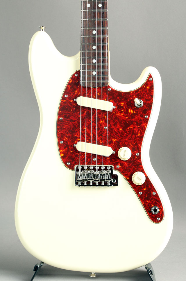 Char Mustang Olympic White
