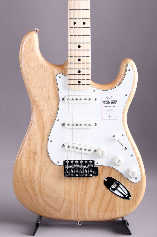 FENDER Made in Japan Traditional 70s Stratocaster  Natural フェンダー