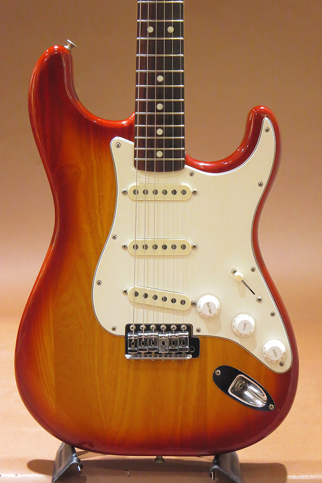 FENDER/USA 1982 Stratocaster Sienna Sunburst 商品詳細