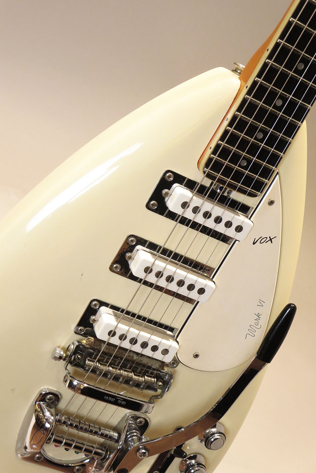 VOX 1960s V222 Mark VI Teardrop / White ヴォックス サブ画像2