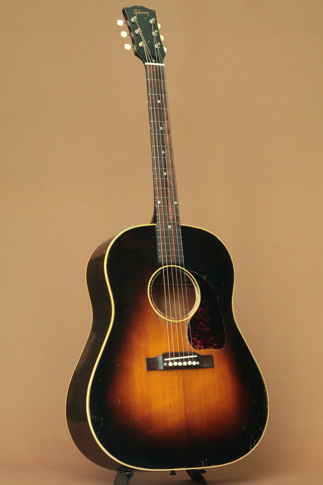 アコースティックギターGibson J-50 1953年製 ギブソン ビンテージ J-45 美品