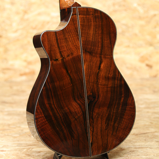 Keystone Stringed Instruments Jujube Cutaway German Spruce / Jacaranda (要石弦楽器工房) 西 恵介 サブ画像1