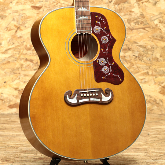 Masterbilt Inspired by Gibson J-200 Aged Natural Antique Gloss