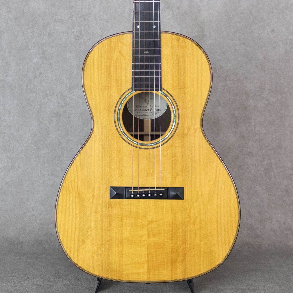 OOO-12 Custom Adirondack Spruce/Jacaranda