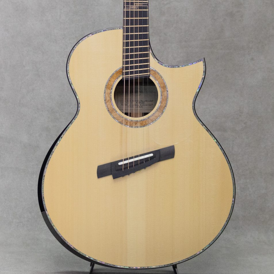 Jumbo Cutaway Multiscale Adirondack Spruce / Figured Crelicam Ebony