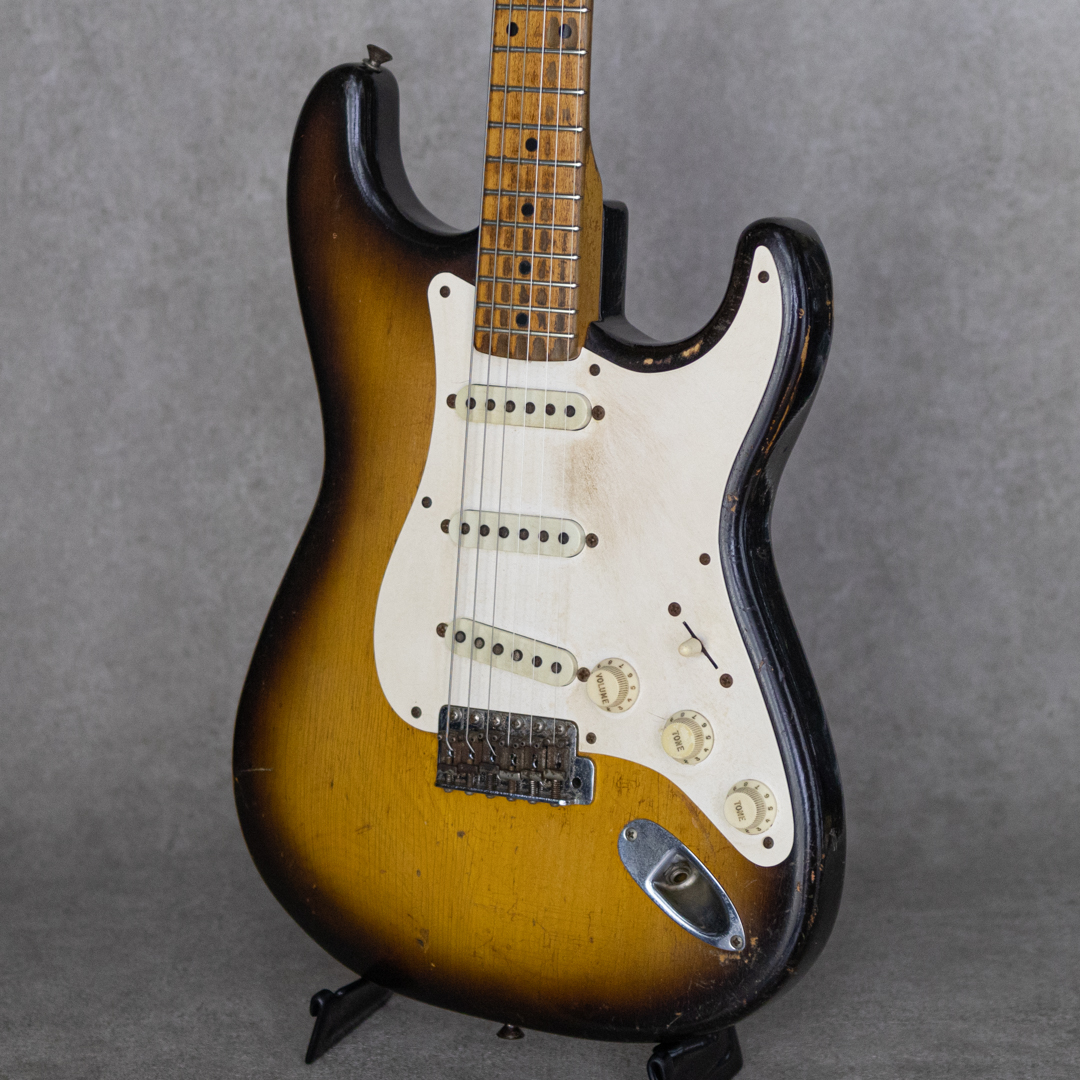 FENDER Stratocaster Sunburst フェンダー サブ画像4