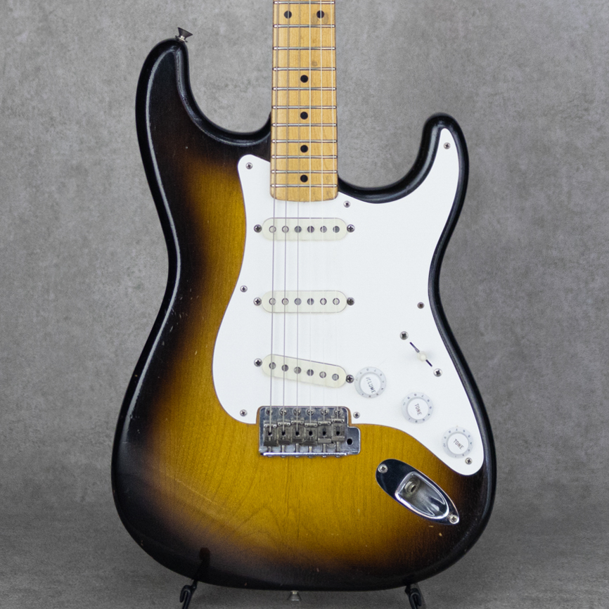 FENDER Stratocaster Sunburst フェンダー