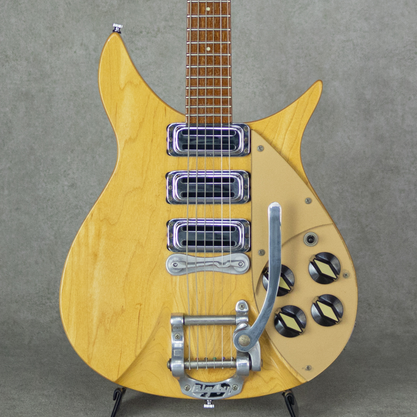 RICKENBACKER 商品一覧 | 【MIKIGAKKI.COM】 総合TOP / 三木楽器オンラインショップ