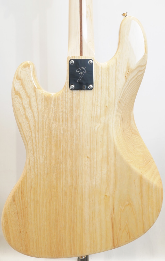 MADE IN JAPAN HERITAGE 70S JAZZ BASS (NAT)