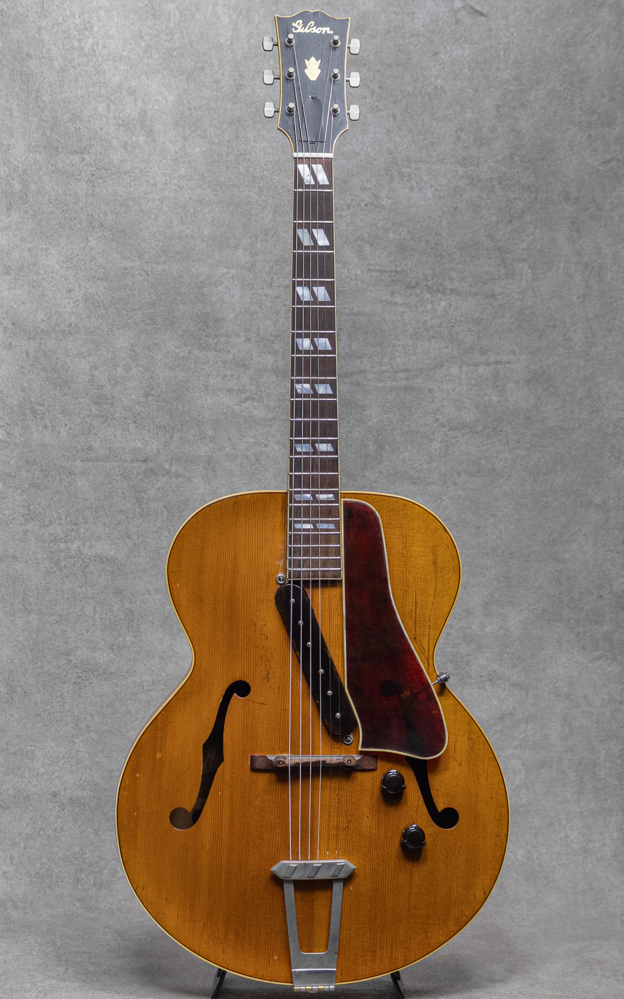ES-300 Natural / 1940