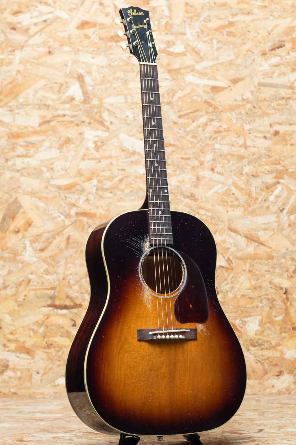 1942 Banner J-45 Vintage Sunburst Heavy Aged