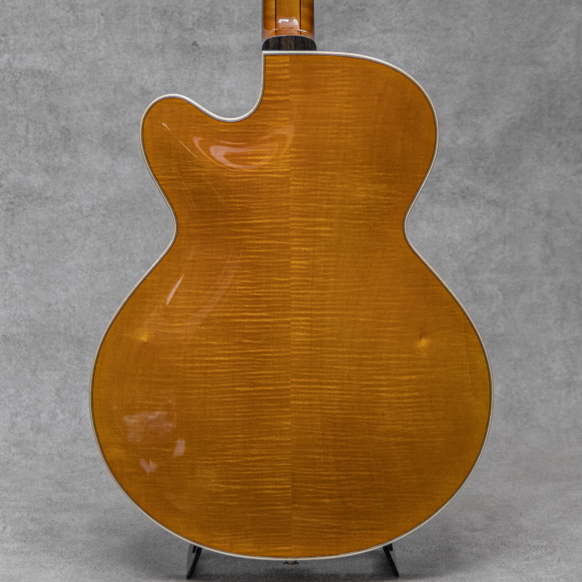 Archtop 15"