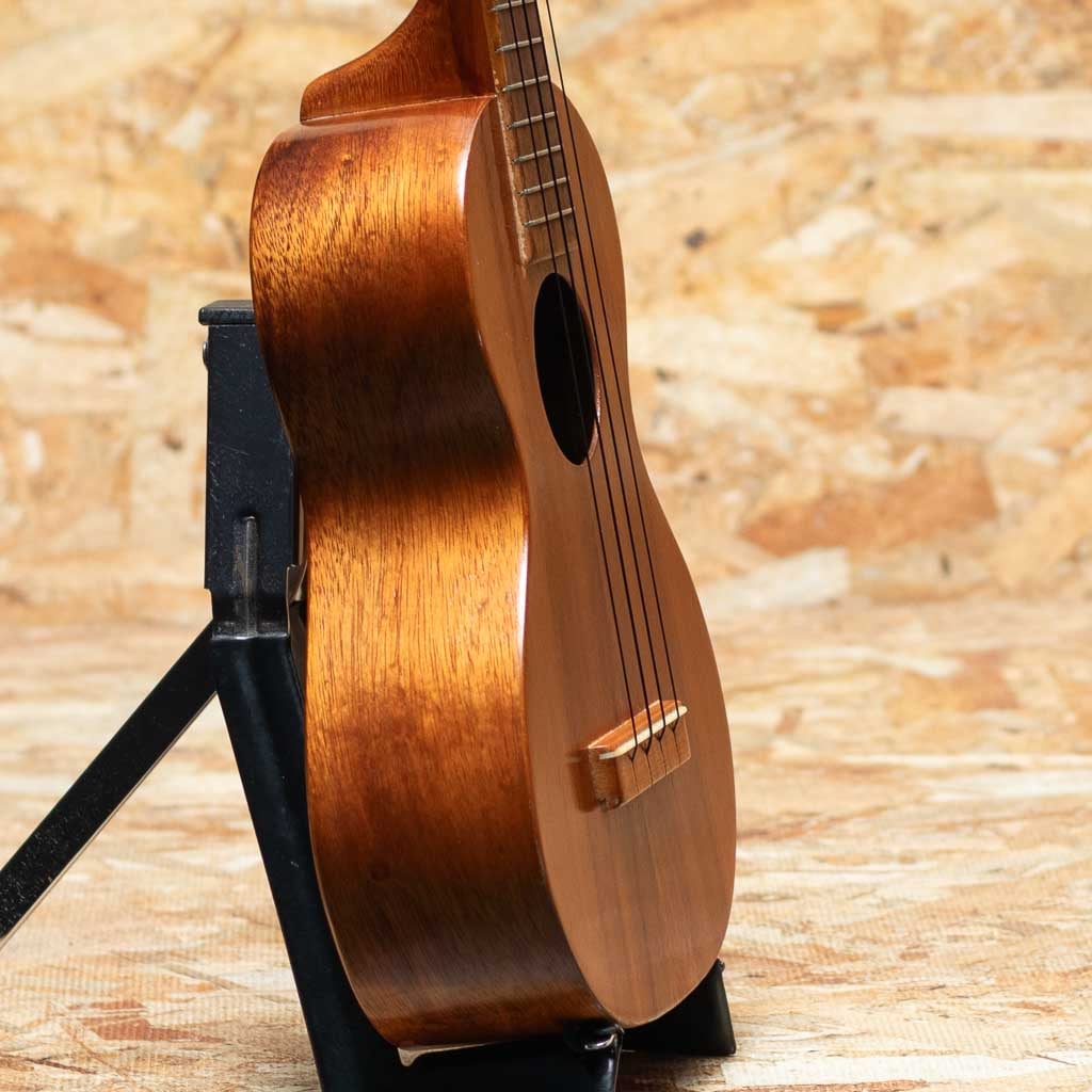 Concert Tiki White Label 1973