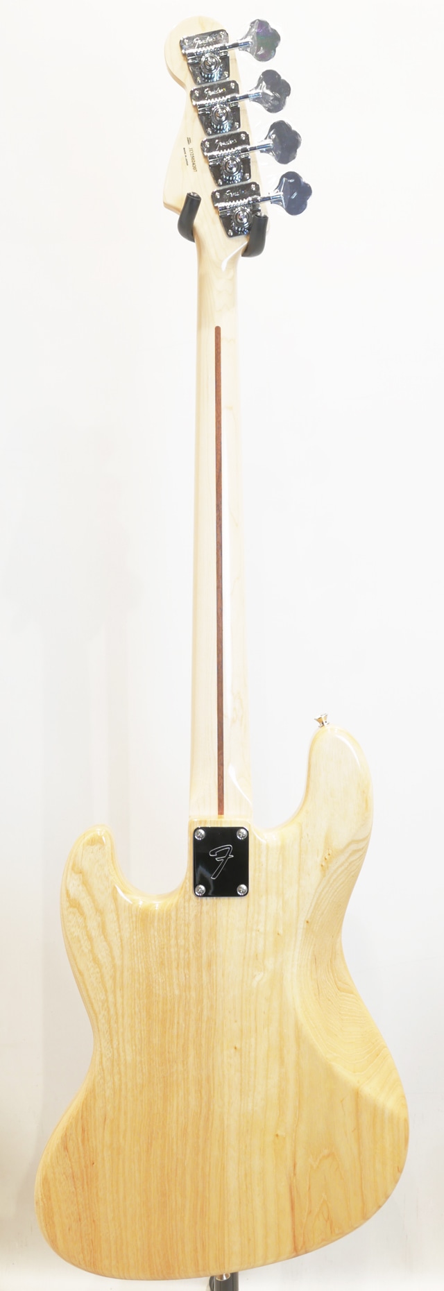 MADE IN JAPAN HERITAGE 70S JAZZ BASS (NAT)