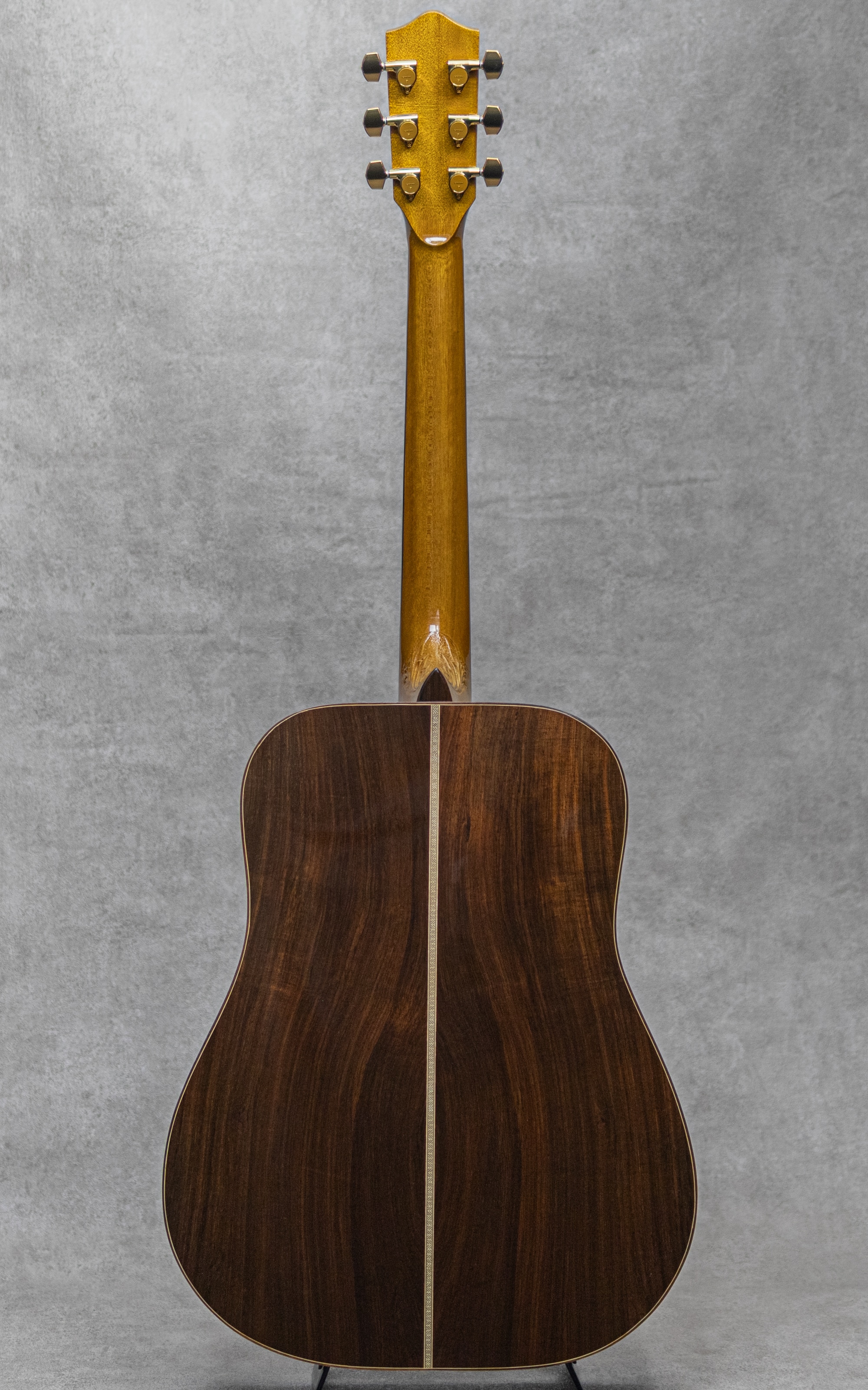 The Oshio D Lutz Spruce / Jacaranda / 2012