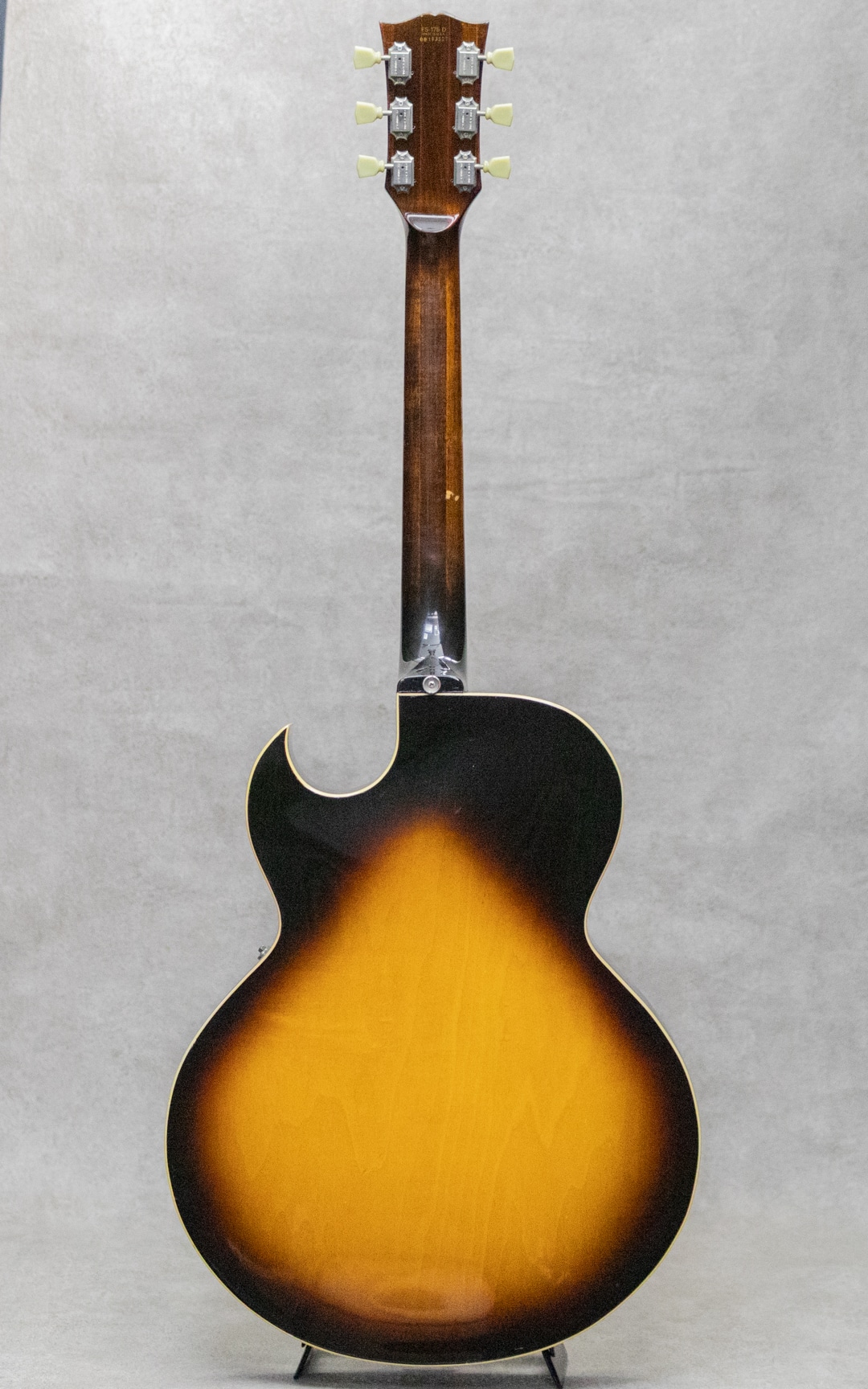 ES-175D Sunburst / 1976