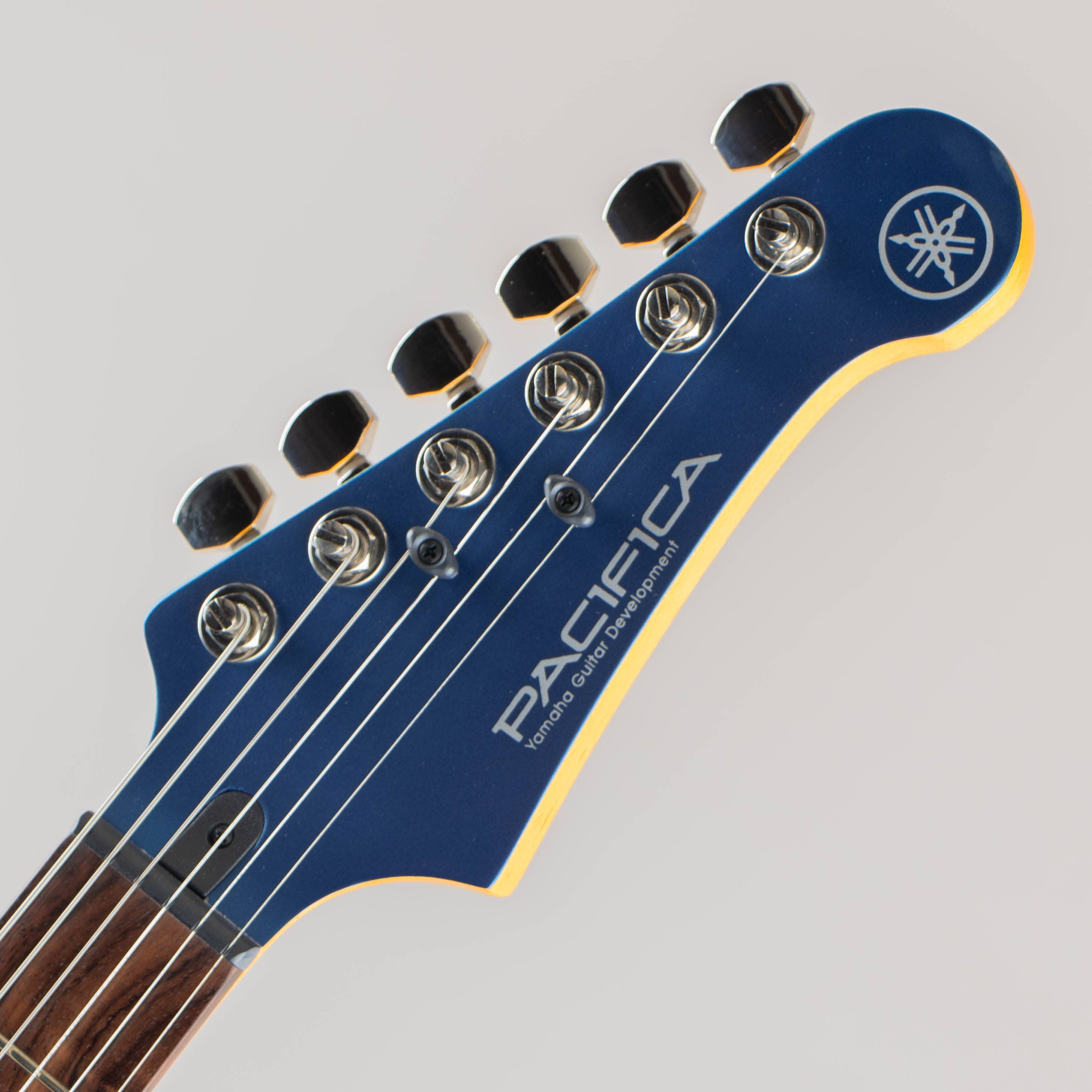 PACIFICA612VIIX / Matte Silk Blue