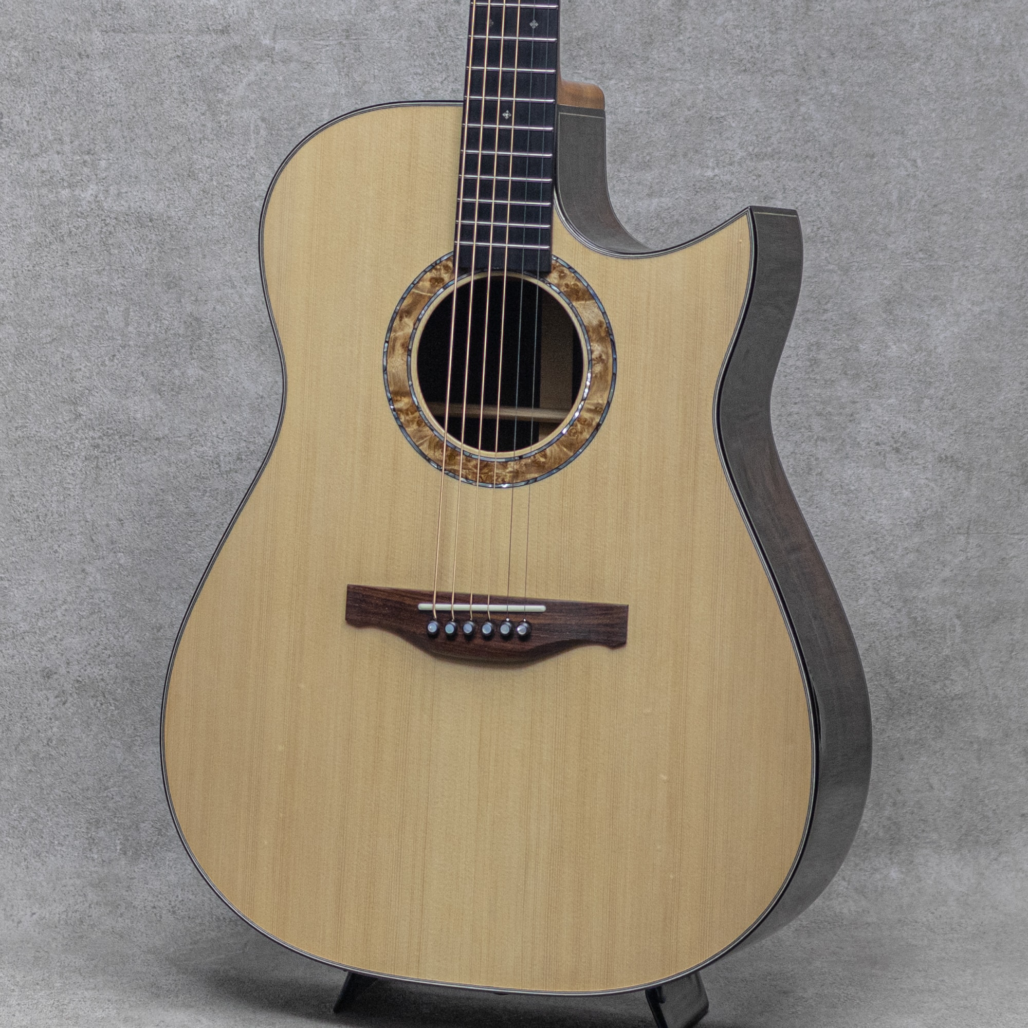 Custom MD Cutaway Ezo Spruce / Amazon Rosewood