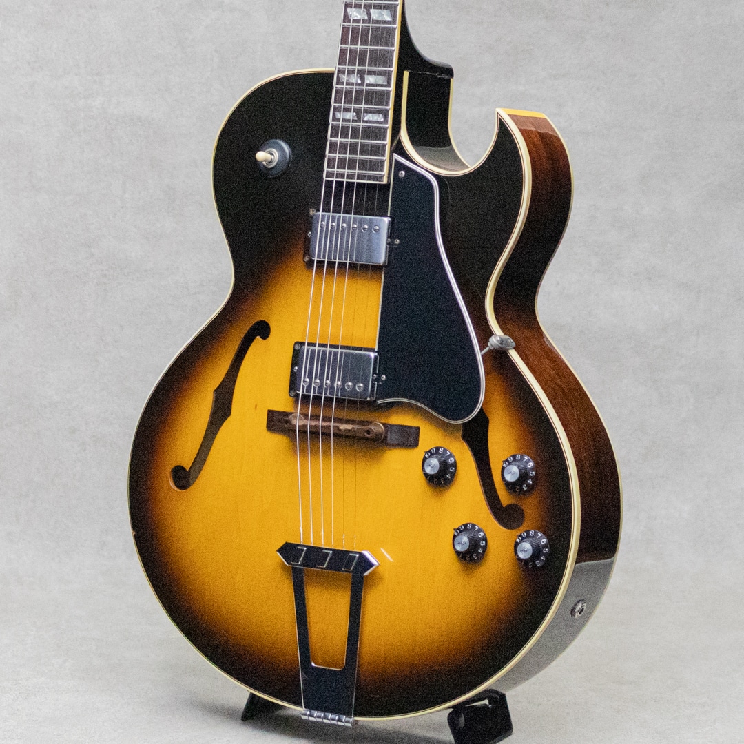 ES-175D Sunburst / 1976