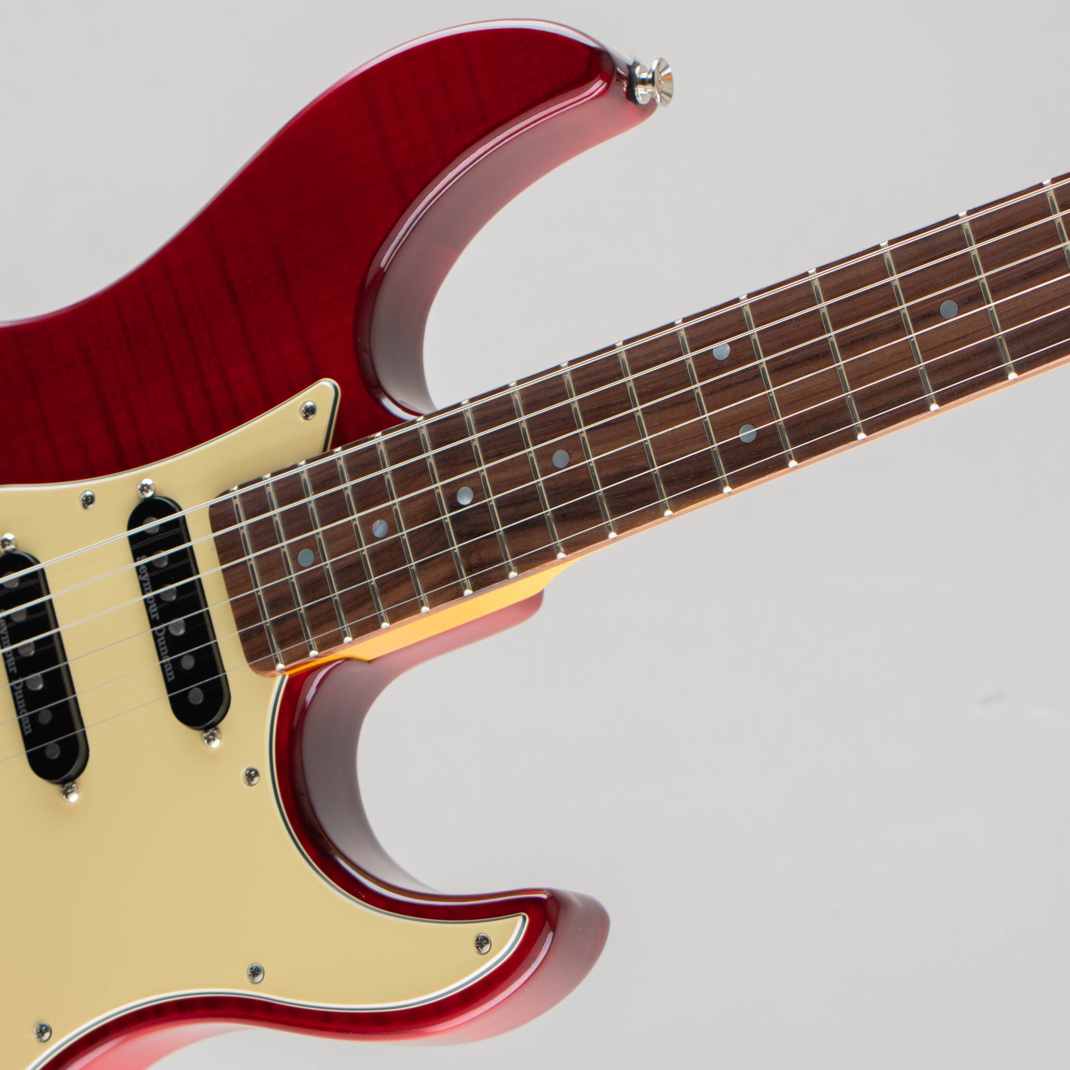 PACIFICA612VIIFMX / Fire Red