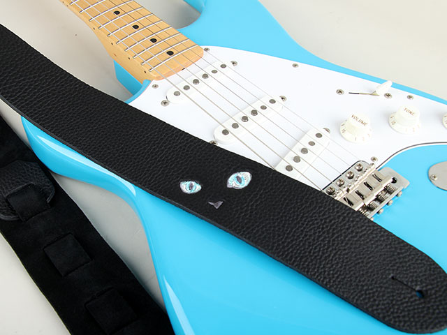 ねこ刺繍ストラップ LITE ラリマー