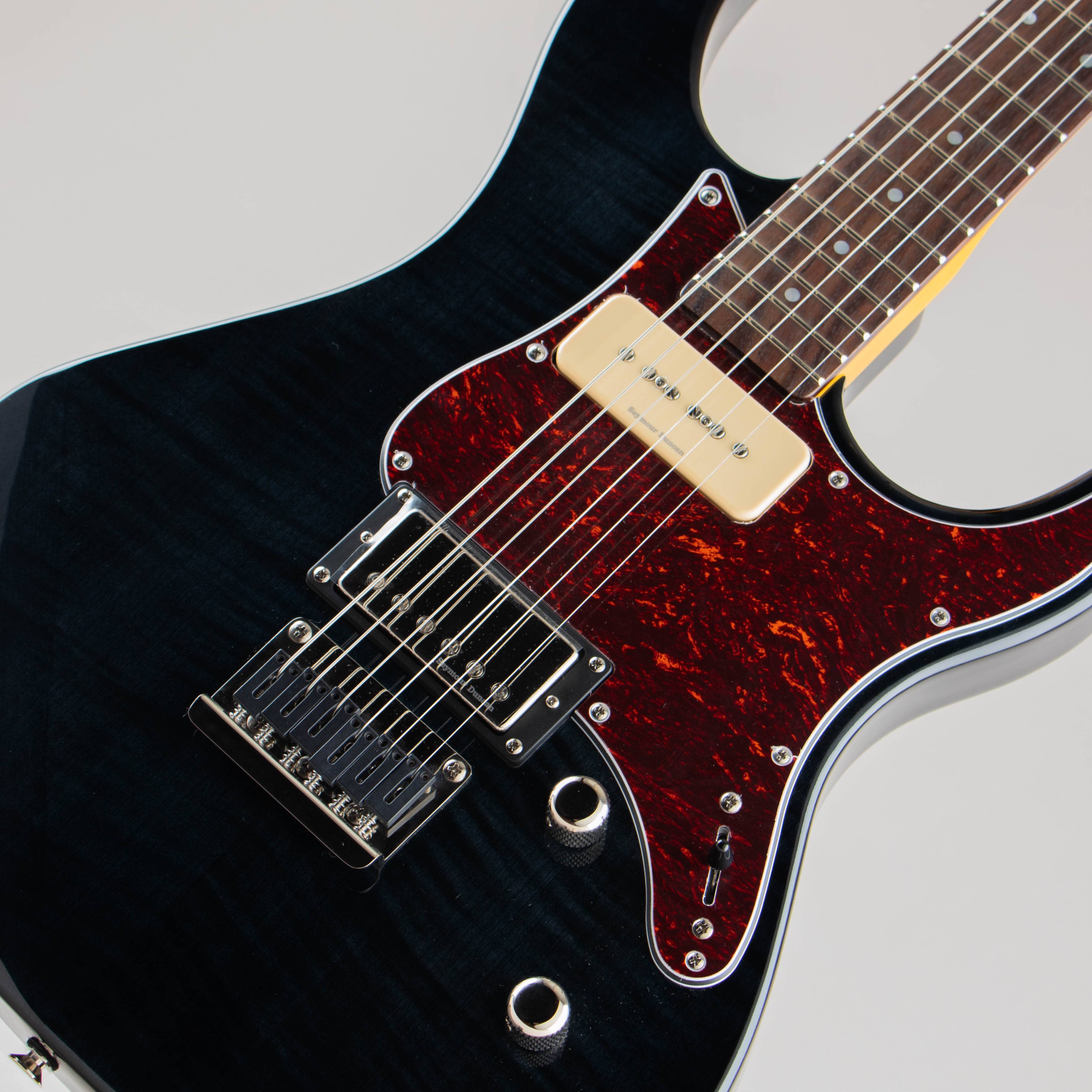 PACIFICA611HFM / Translucent Black