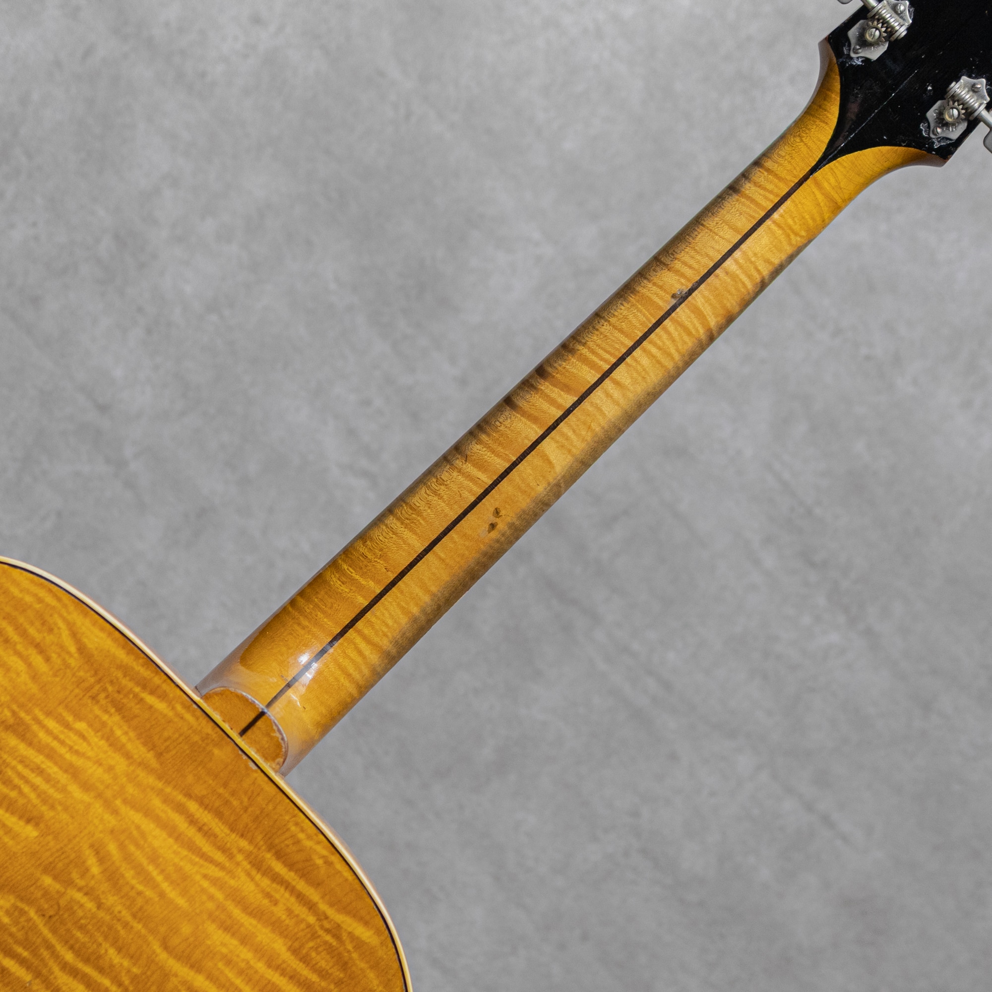 ES-300 Natural / 1940