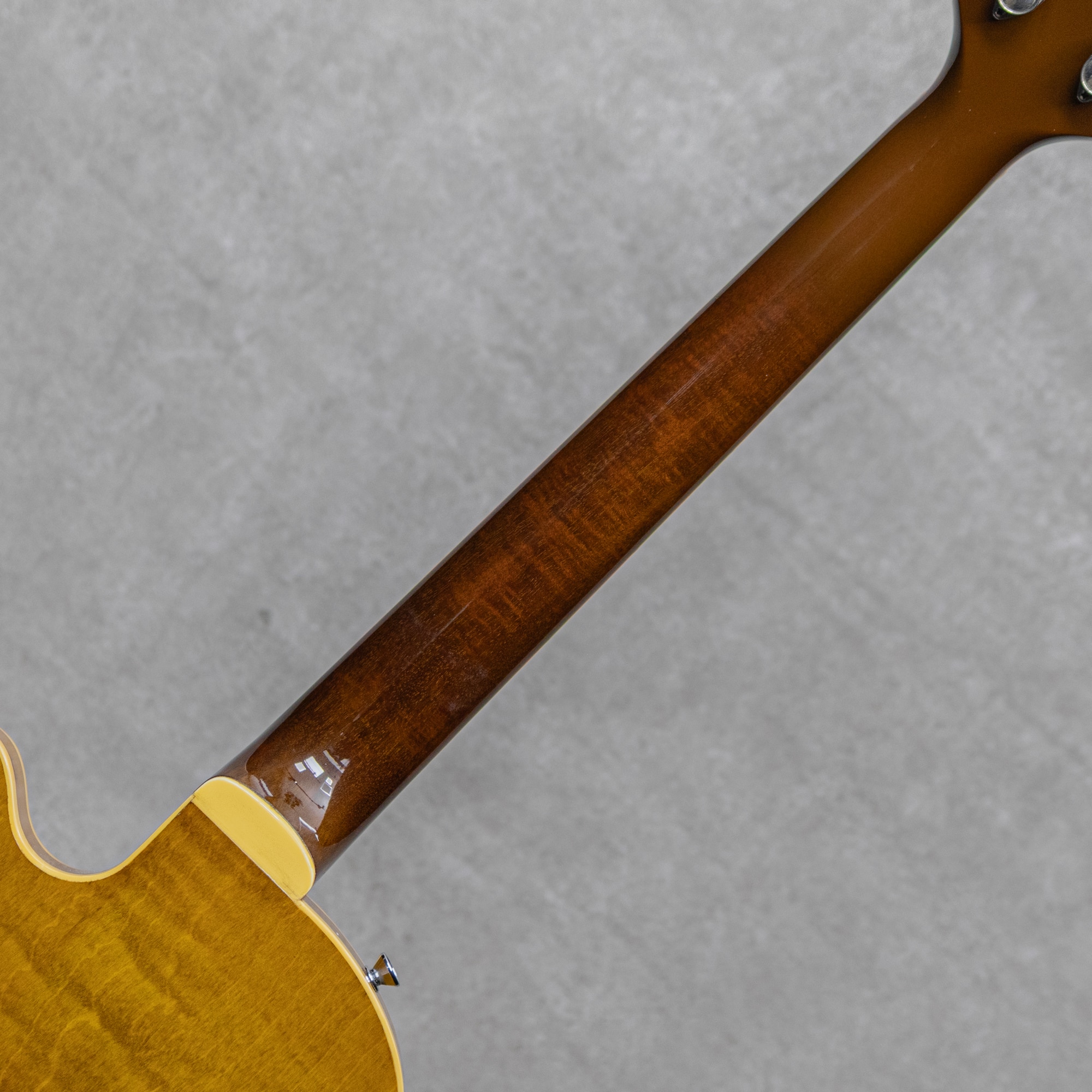 Millennium SAE Amber / 2000