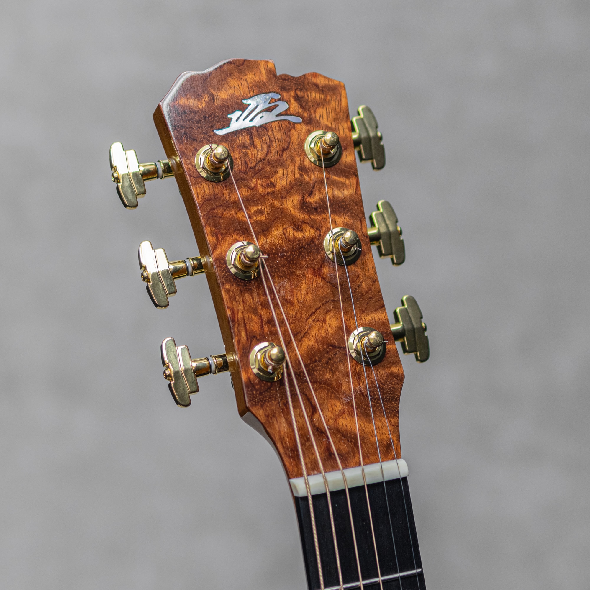 Custom MD Cutaway Ezo Spruce / Amazon Rosewood