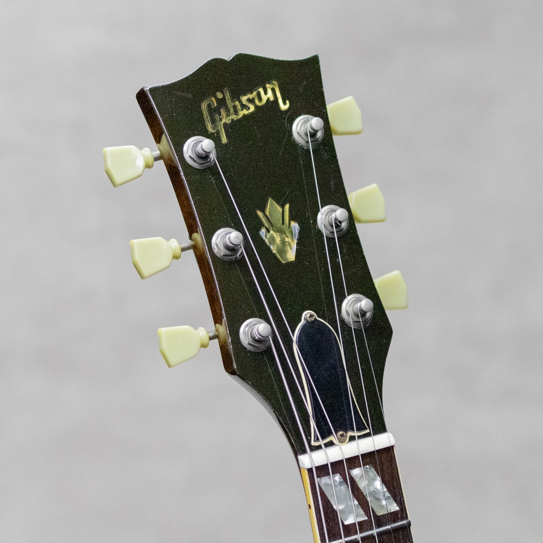 ES-175D Sunburst / 1976