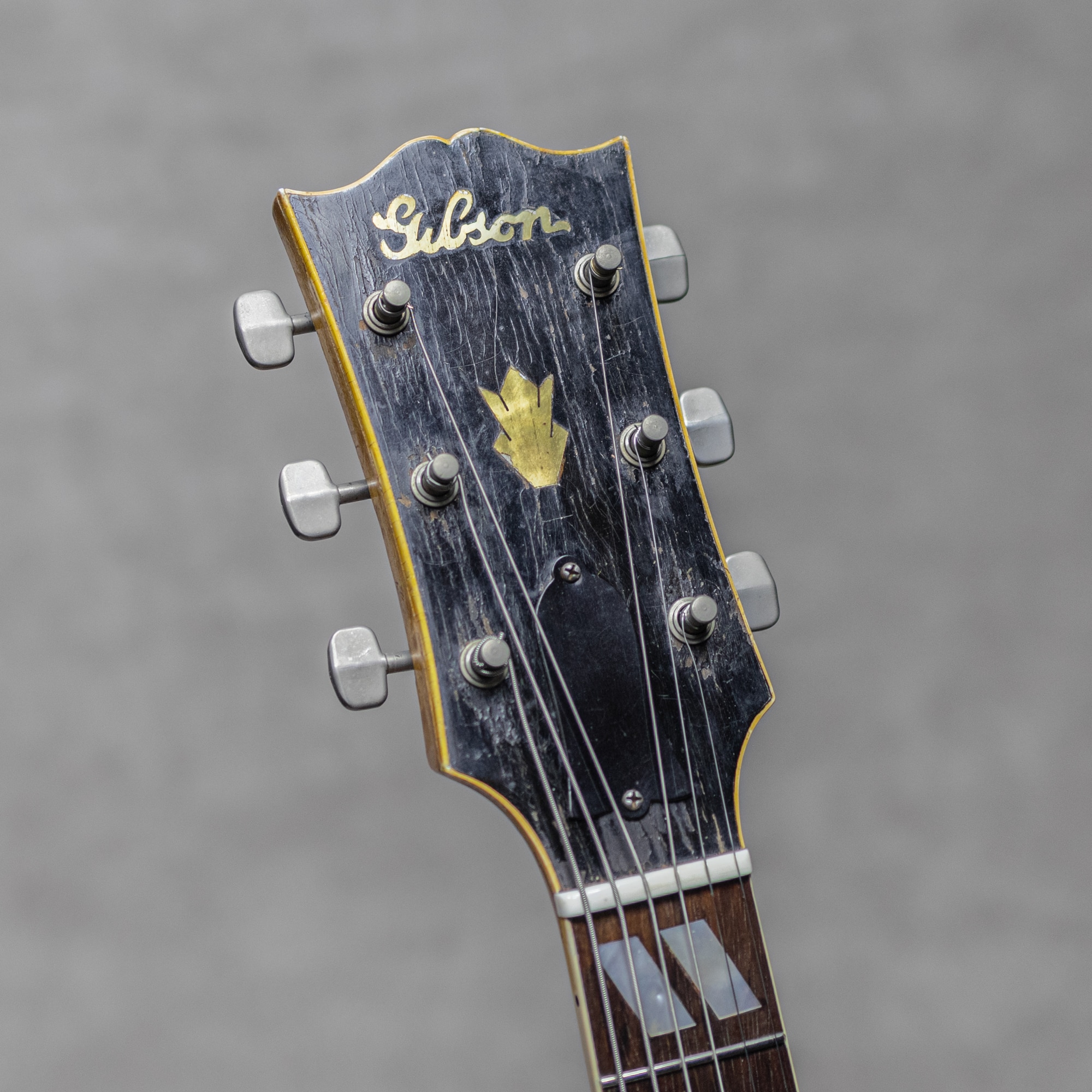 ES-300 Natural / 1940