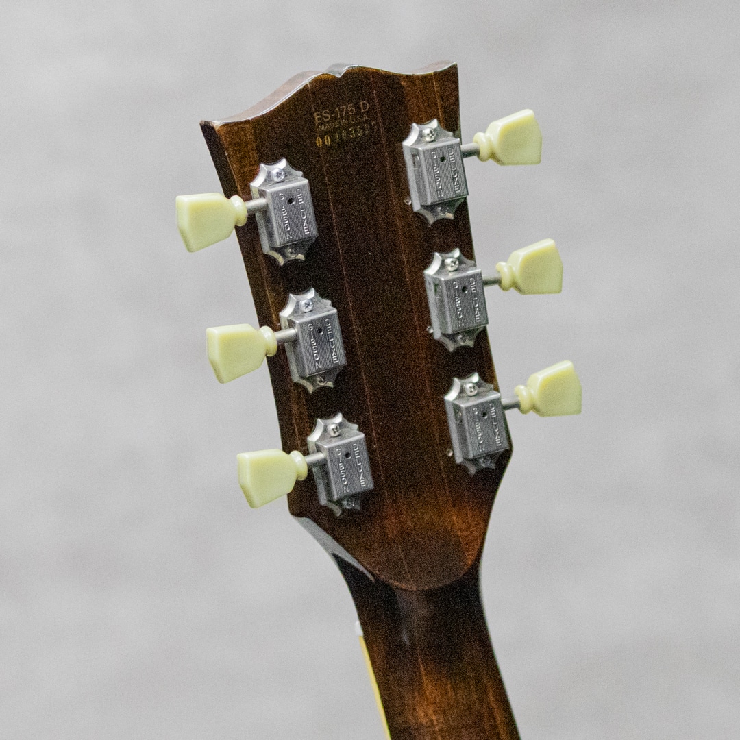 ES-175D Sunburst / 1976