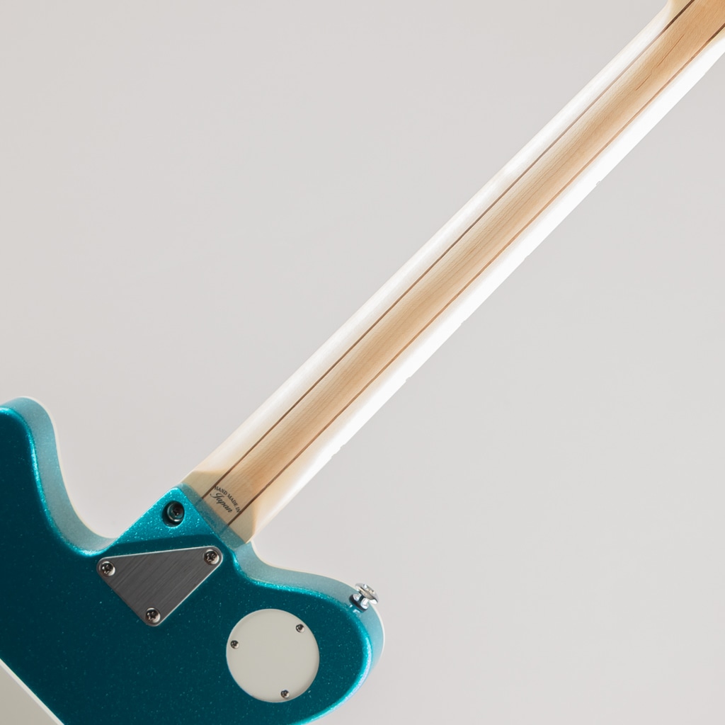 Trailbreaker Mark-II w.Tremolo / Aqua Blue Sparkle