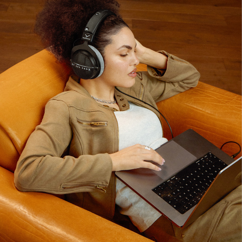 《在庫在り 即納可能》beyerdynamic ベイヤー DT 990 PRO X レコーディング・モニタリング用オーバーイヤースタジオヘッドホン 48Ω 開放型