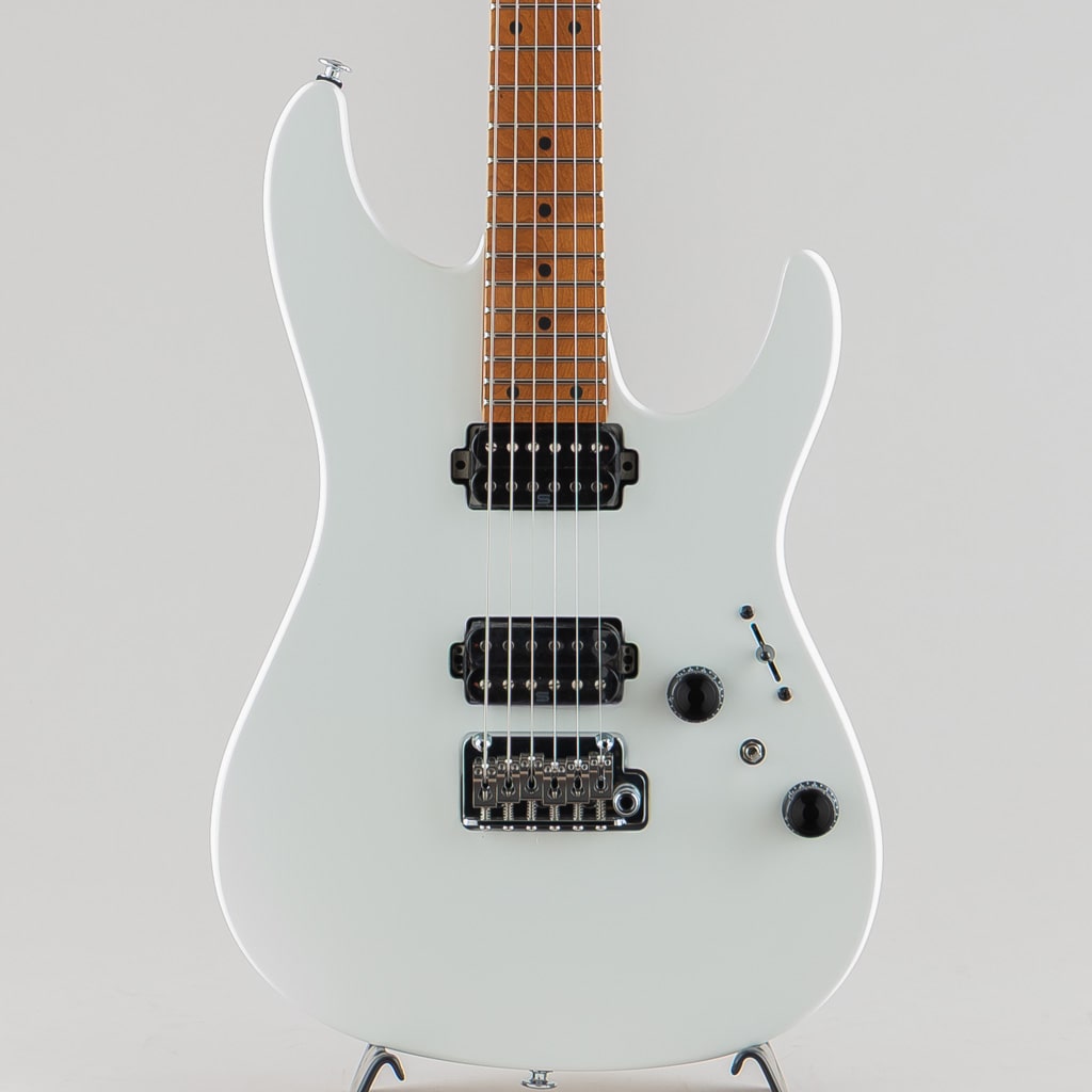 AZ2402 / Pearl White Flat