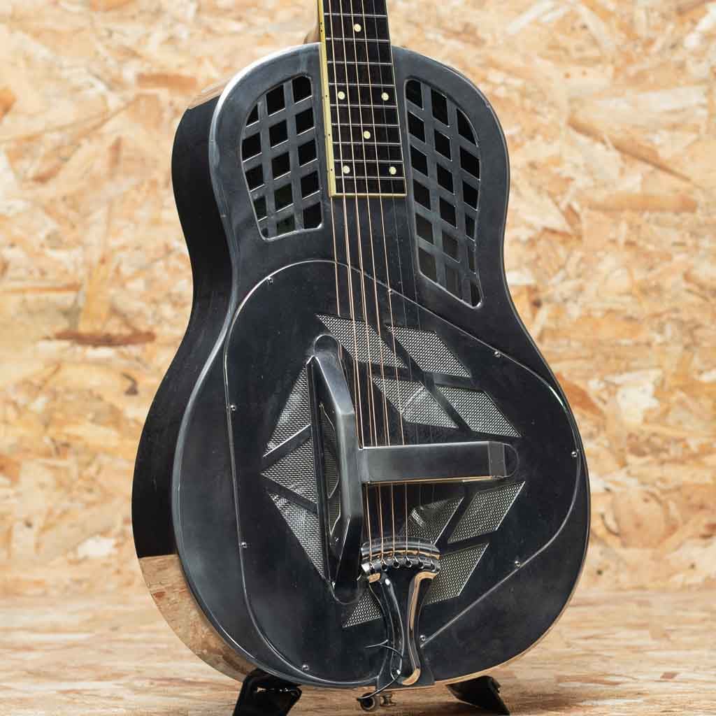 Style-1 Tricorn 1995