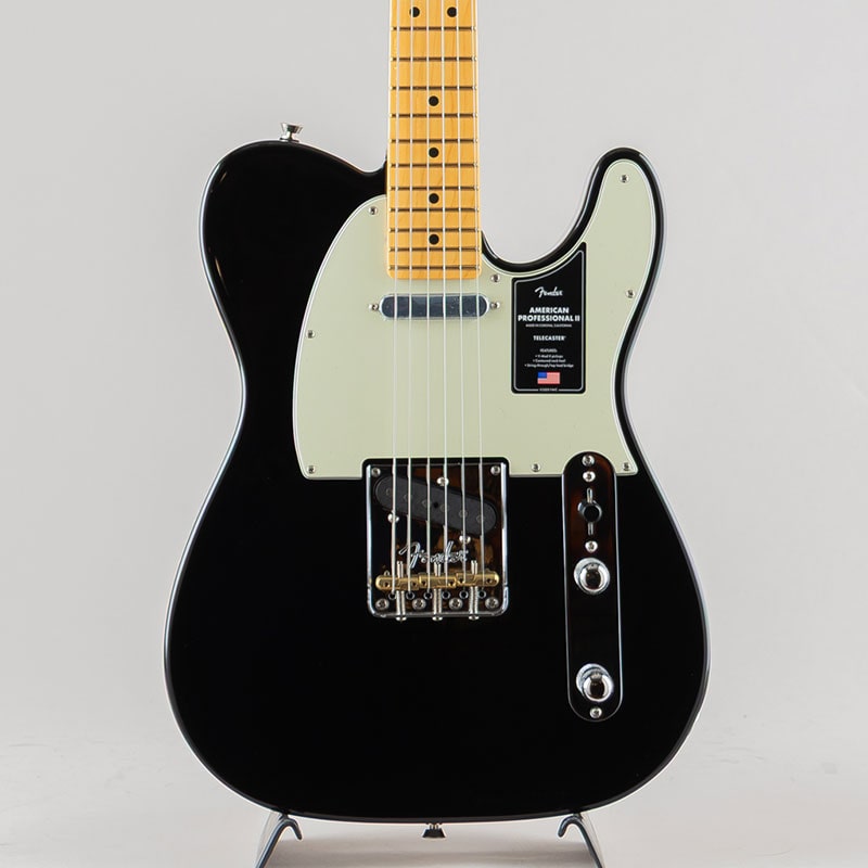 American Professional II Telecaster /Black/Maple Fingerboard