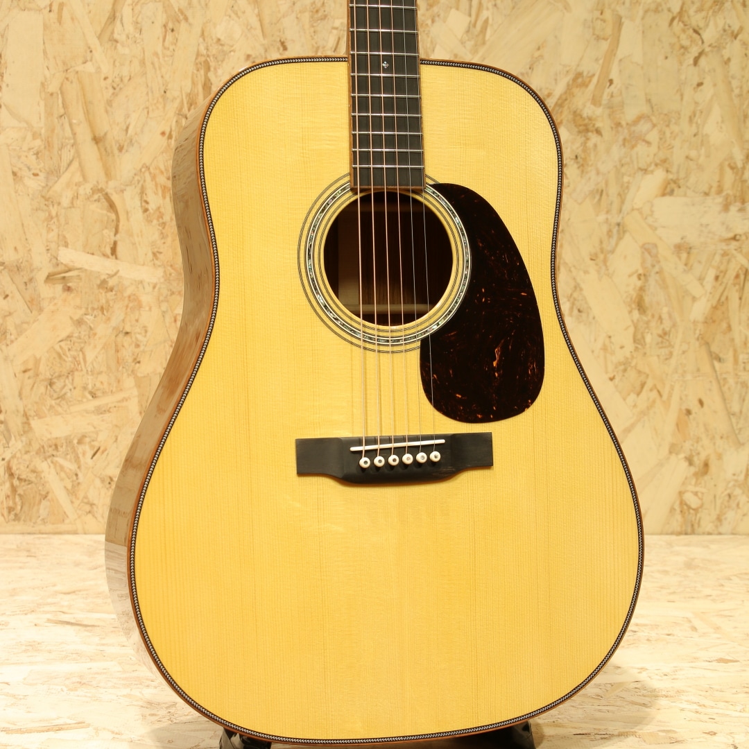 CTM D-28 Italian Alpine Spruce Guatemalan Rosewood