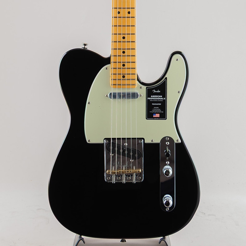American Professional II Telecaster /Black/Maple Fingerboard