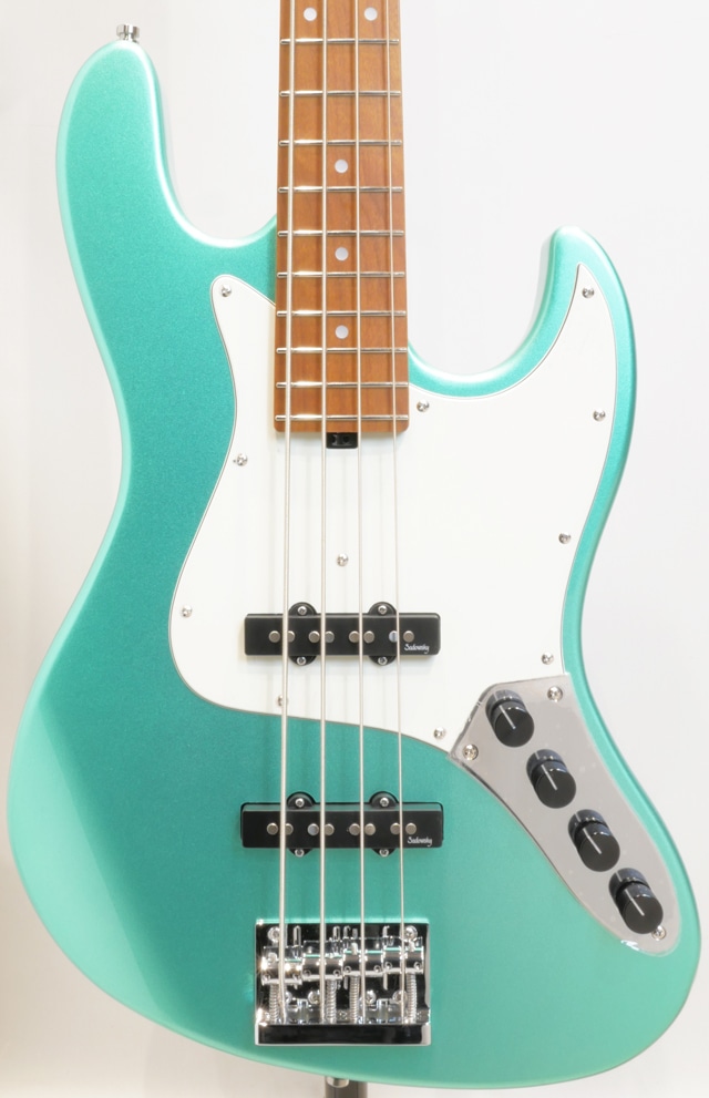 MX21 VJ4 / Sage Green Metallic / Maple Fingerboard