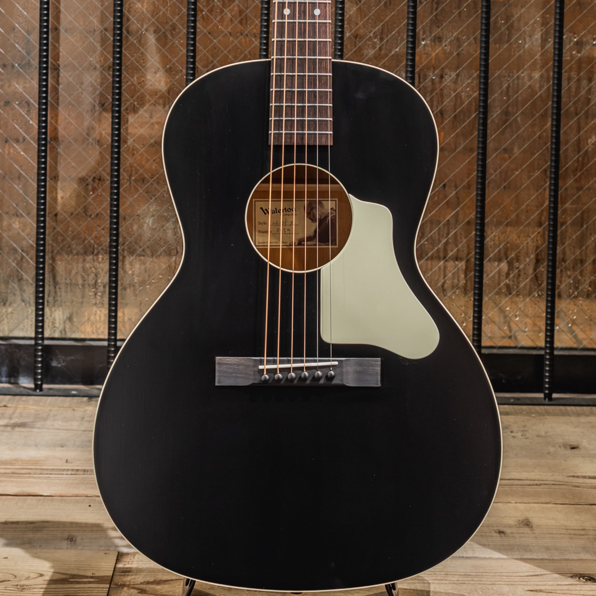 WL-14X Jet Black