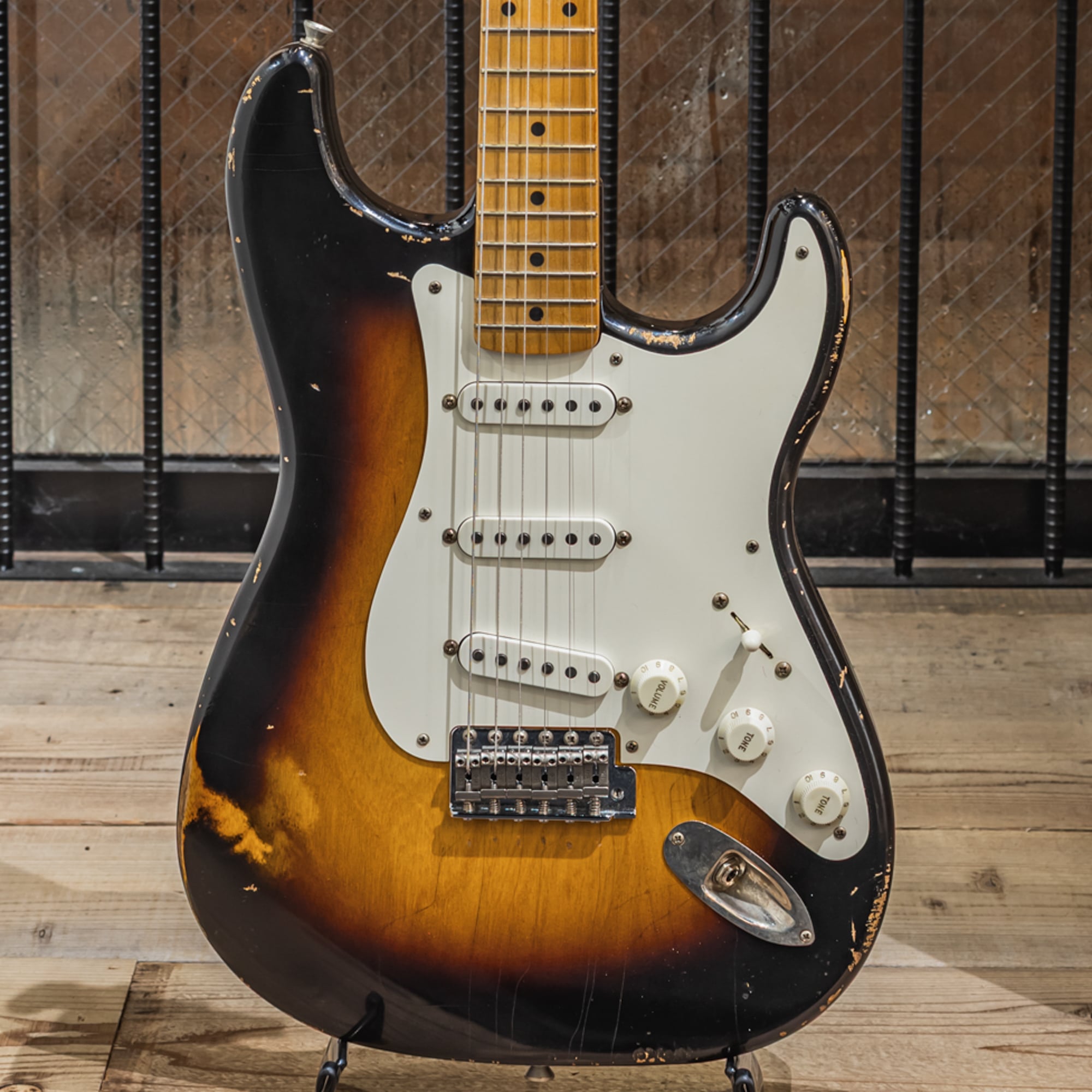 Contour Whiteguard "Ash Body" Two Tone Burst Road Killed
